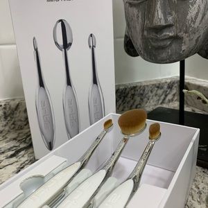 Artis 3 piece Makeup Brushes